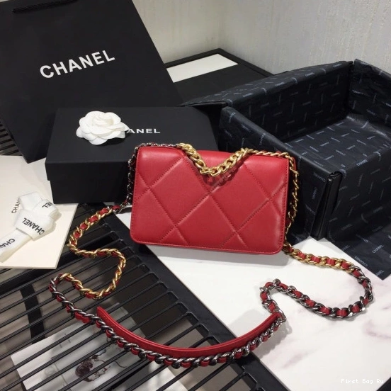 First Bag Ru CHAIN CHANEL WALLET 0805